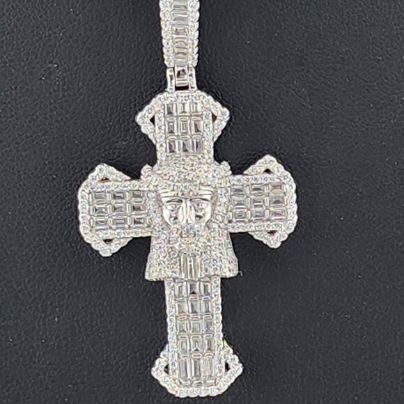 Sterling Silver 925 Cross Necklace with Jesus Face  Religious Pendant - Picture 3 of 12